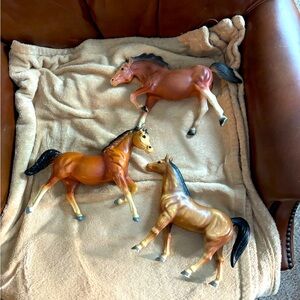 Vintage Diamond P Plastic Molded Horses Made in Hong Kong (Set of 3)